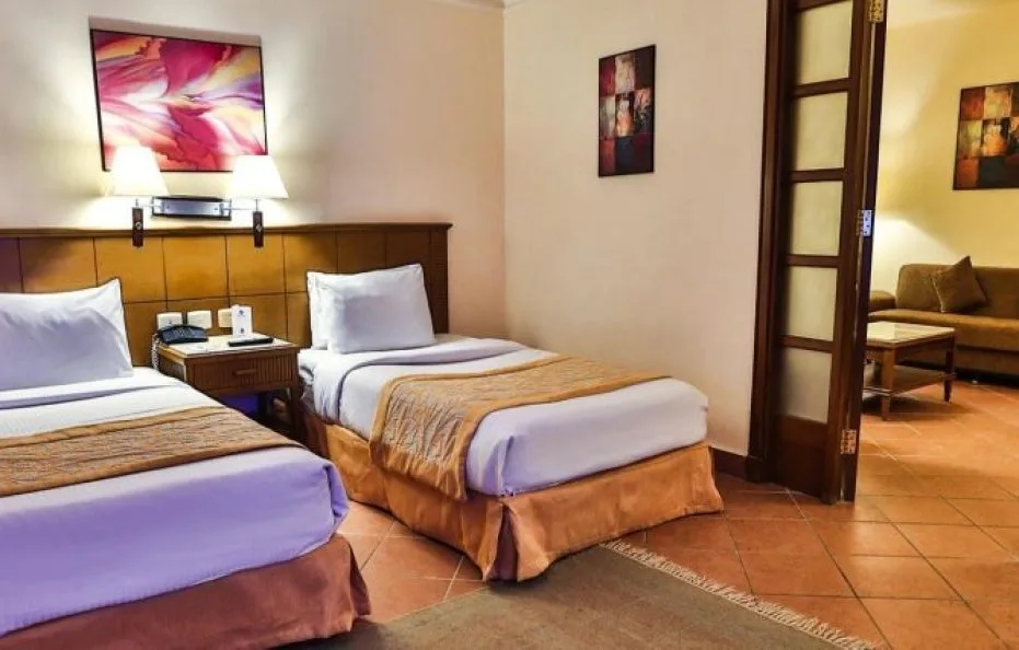 Charmillion Garden Aquapark, EG