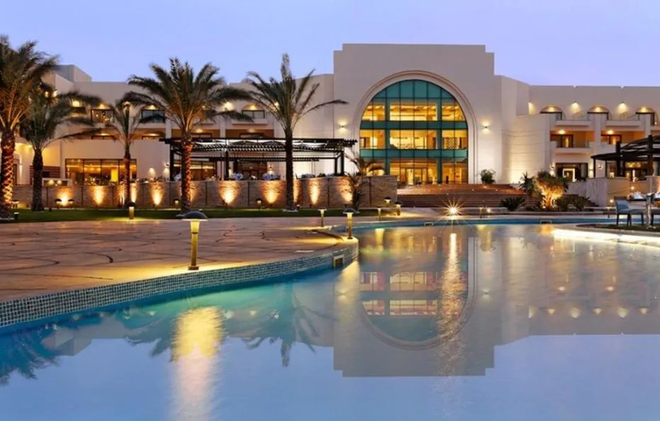 Movenpick Resort Soma Bay EG