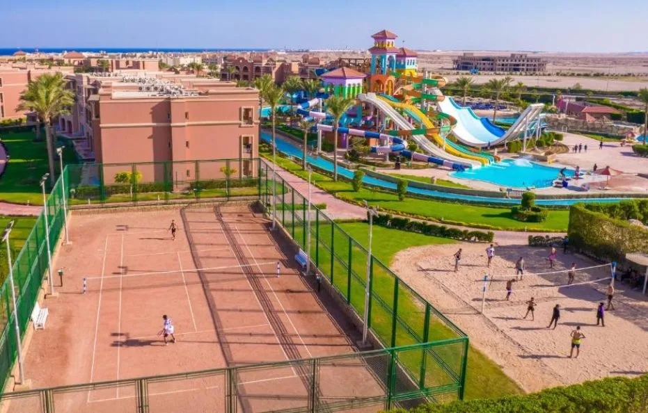 Charmillion Club Aquapark, EG