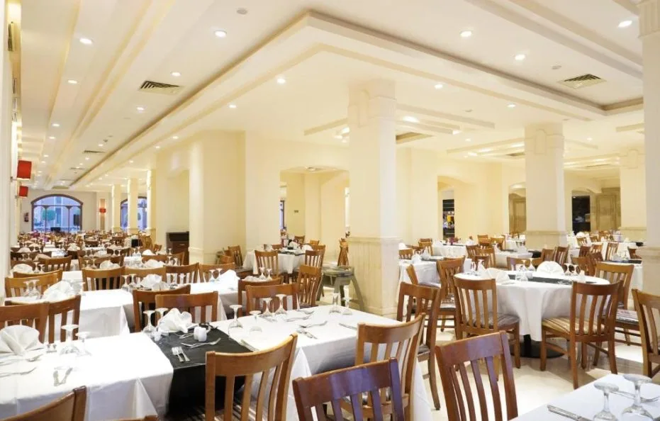 Charmillion Club Aquapark, EG