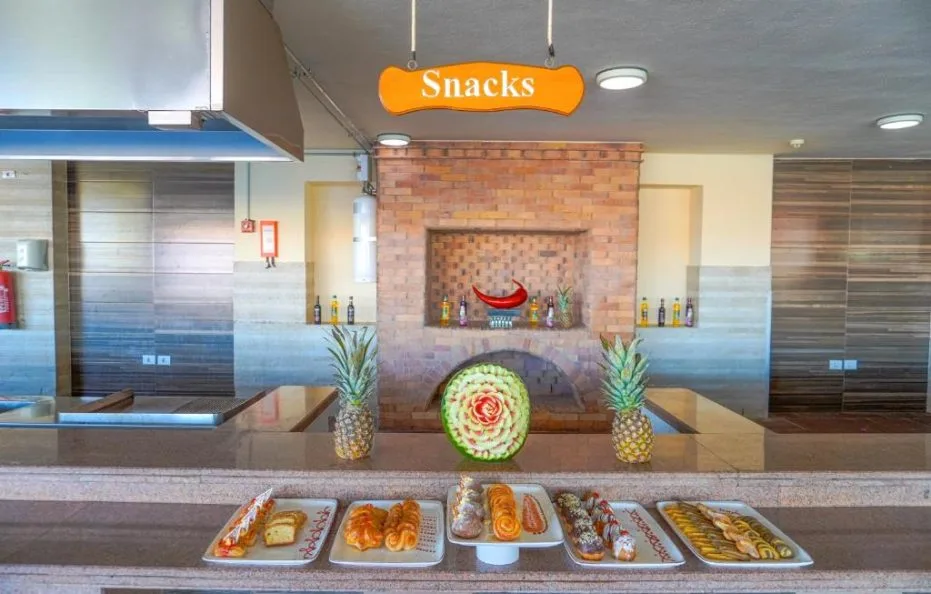 Charmillion Garden Aquapark, EG