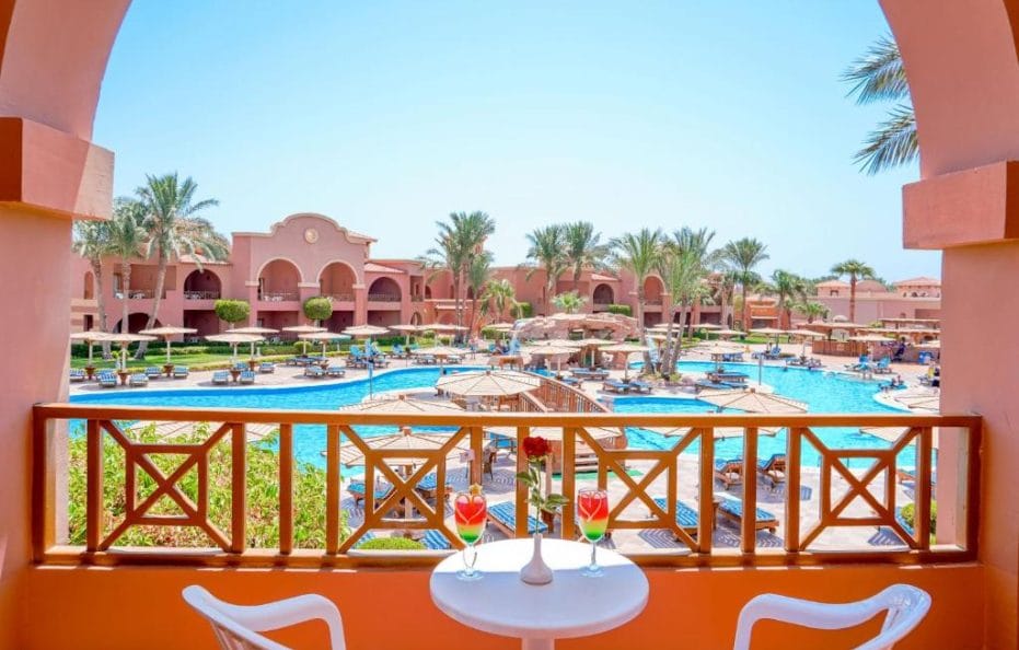 Charmillion Garden Aquapark, EG