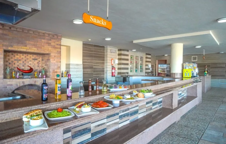 Charmillion Garden Aquapark, EG