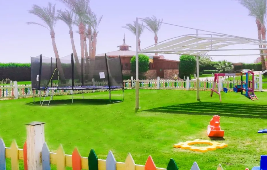 Charmillion Garden Aquapark, EG