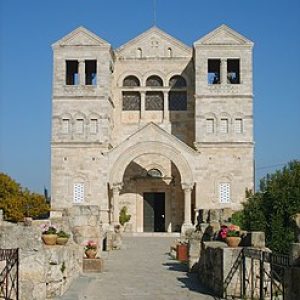 Church_of_Transfiguration_Mount_Tabor200704 (1)