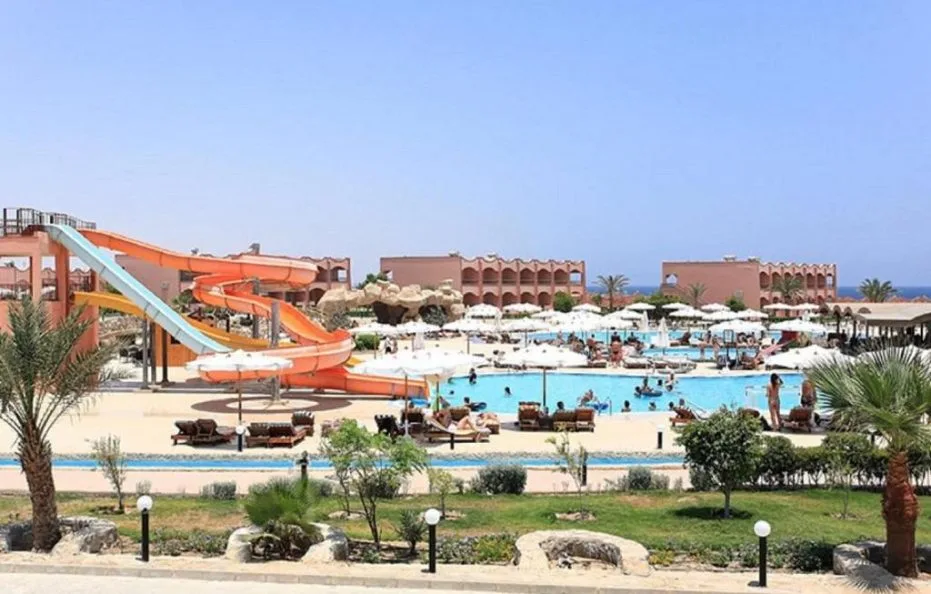 Three Corners Happy Life Beach Resort All Market