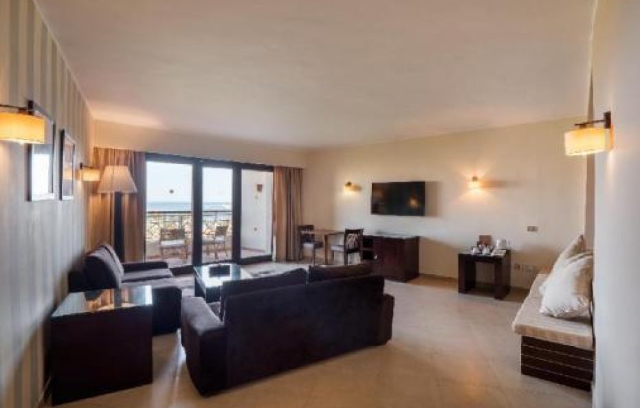 Fort Arabesque Resort, Spa & Villas is in Makadi Bay, EG