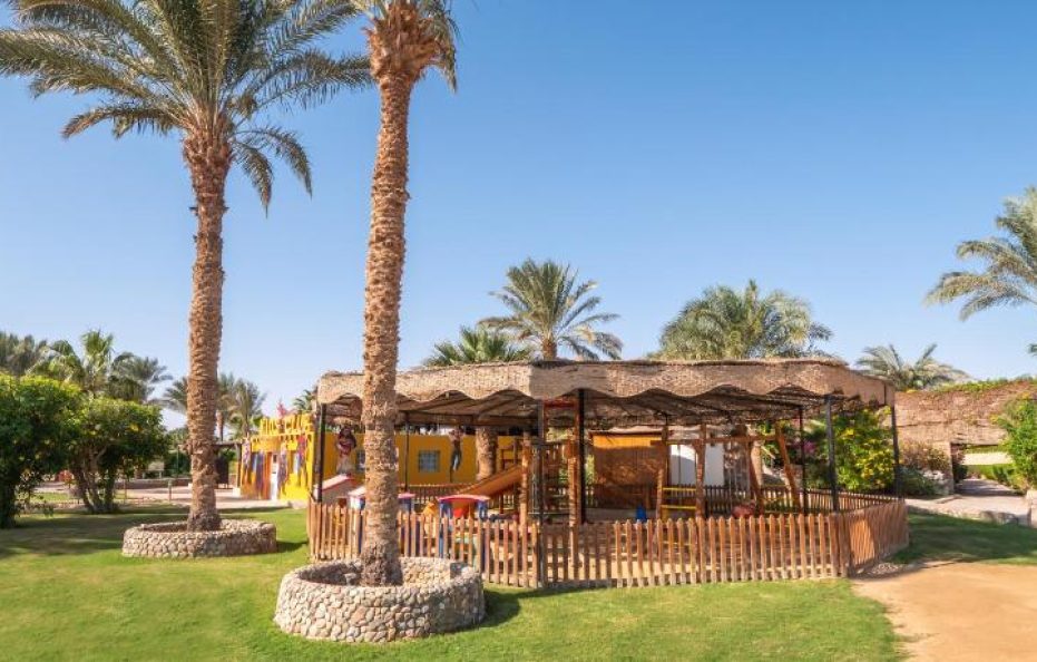 Fort Arabesque Resort, Spa & Villas is in Makadi Bay, EG