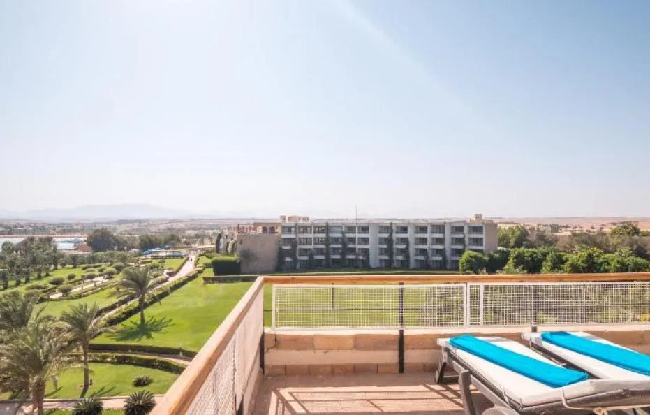 Fort Arabesque Resort, Spa & Villas is in Makadi Bay, EG
