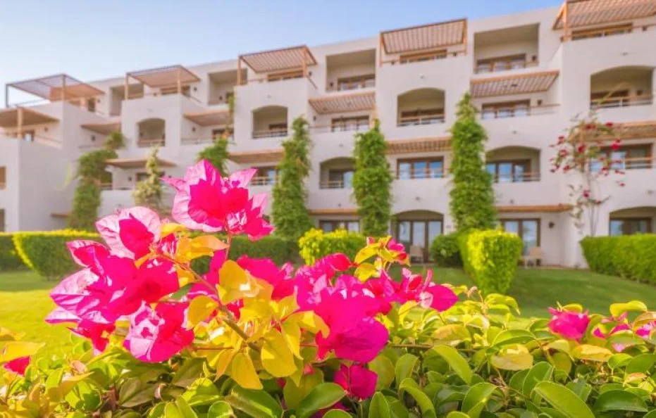 Fort Arabesque Resort, Spa & Villas is in Makadi Bay, EG