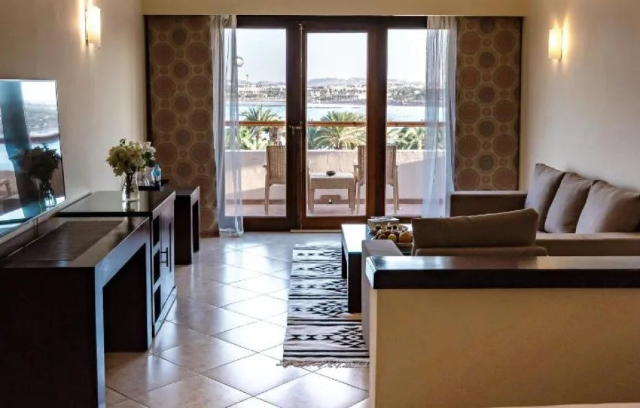 Fort Arabesque Resort, Spa & Villas is in Makadi Bay, EG