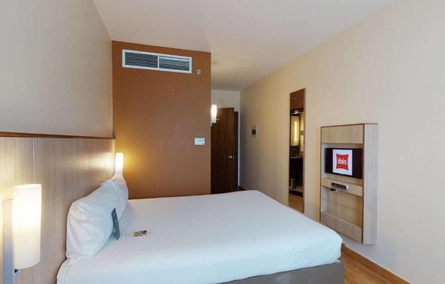 Ibis Dubai Al Barsha  All Market