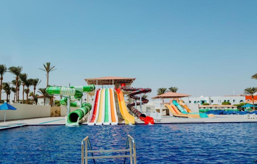 Pickalbatros Dana Beach Resort – Aqua Park All Market