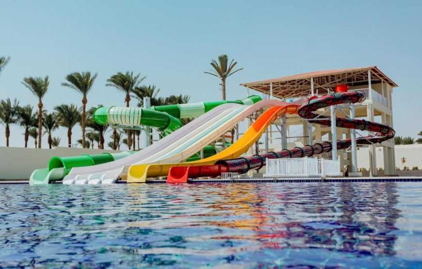 Pickalbatros Dana Beach Resort – Aqua Park All Market