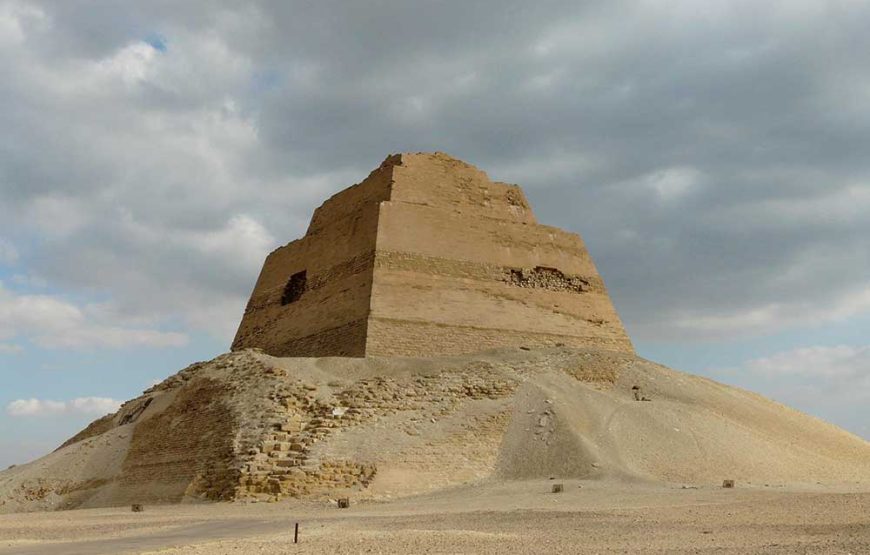 SFT Private tour of El- Fayoum Oasis and the National Park plus Meidum Pyramid from Cairo