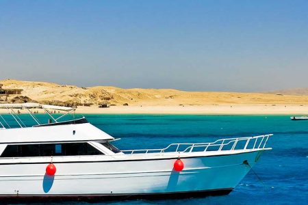 Mahmya Giftun Island sunset with snorkeling cruise and beach in Hurghada