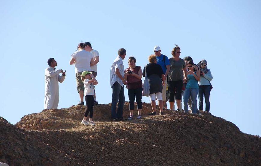 Nefertari luxury yacht with VIP snorkeling cruise from Marsa Alam