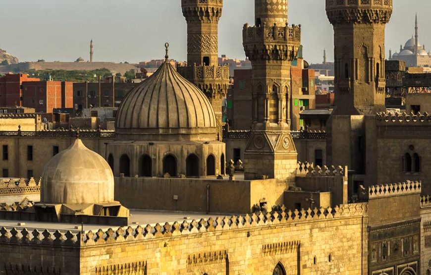 Tour of Historic Cairo with Al-Muizz Street, Alazhar mosque and Khan El Khalil Bazar