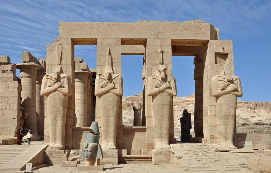 Tour of Valley of the Nobles, Medinat Habu and The Ramesseum from Luxor