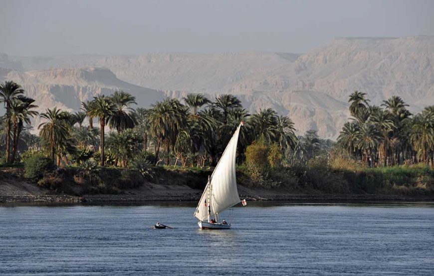 Tour of the Banana Island with a felucca experience from Luxor