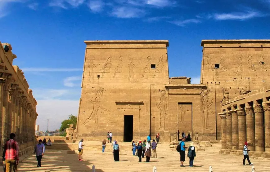 Cairo Splendor & Nile Majesty: A Journey Through Time