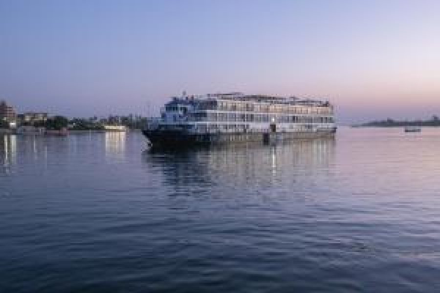 M/S Royal Adventure Nile cruise-single Saturday from Luxor 4 Nights