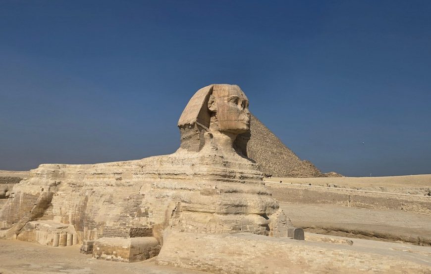 Giza Pyramids and Sakkara Tour