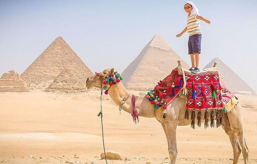 Tour to Giza Pyramids and Sphinx