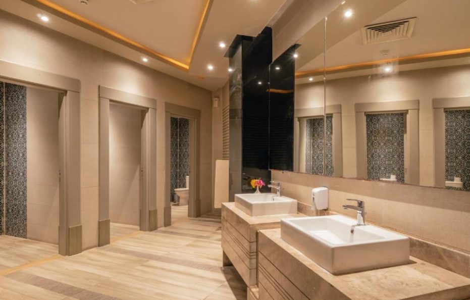 AMC Royal Hotel & Spa , EG