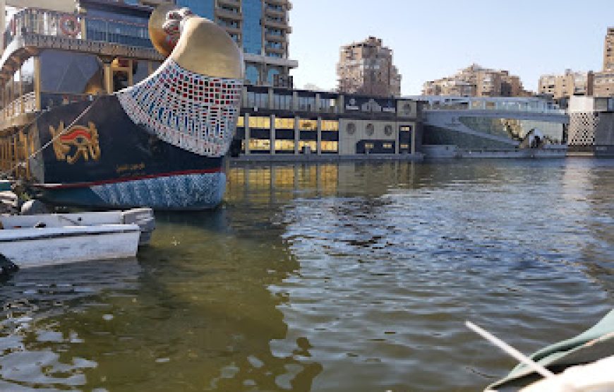 Evening Nile Cruise with dinner and show in Cairo (option 10:Nile Pharaohs Cruising Restaurant)
