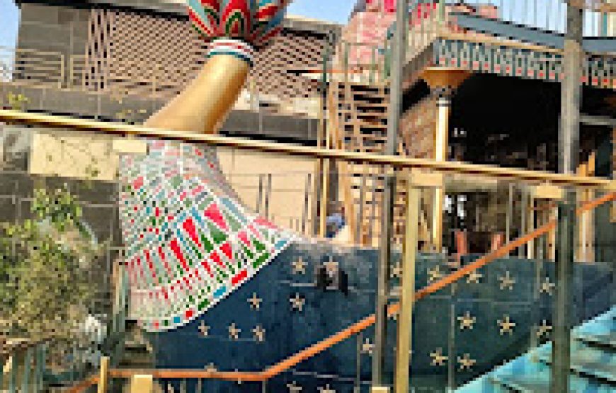 Evening Nile Cruise with dinner and show in Cairo (option 10:Nile Pharaohs Cruising Restaurant)