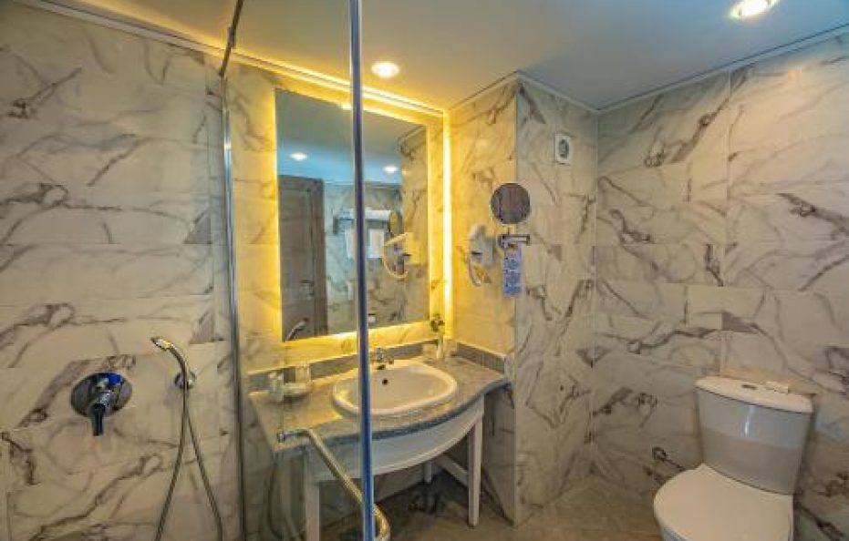 Royal Brayka Beach Resort,EG