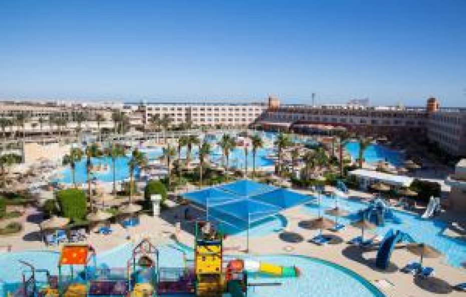 La Rosa Waves Beach – Couple & Families Only,EG