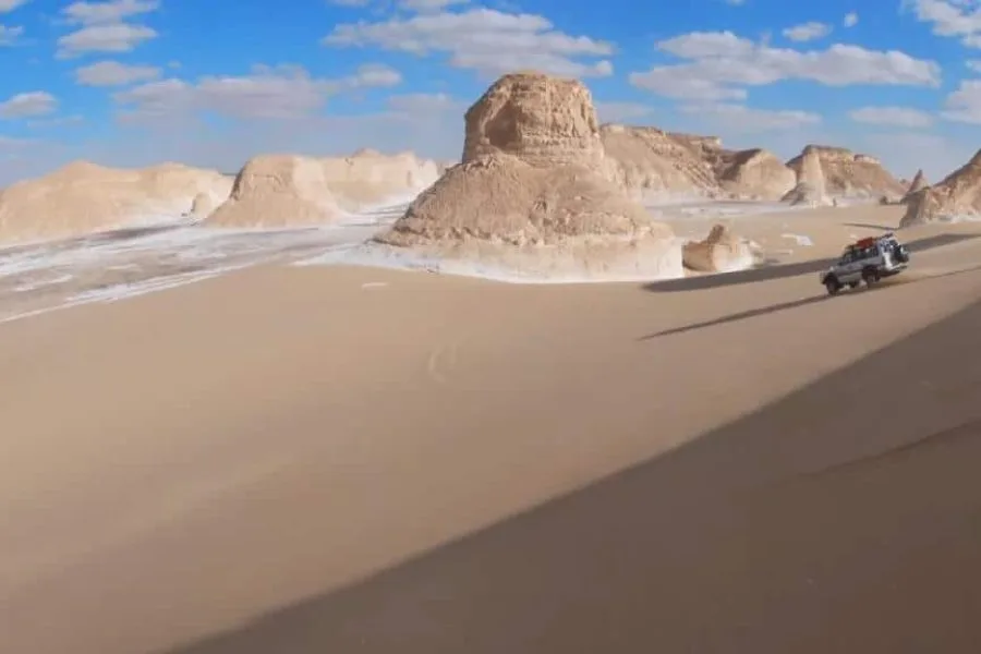 Black and White Desert Tour from Cairo 2025/2026