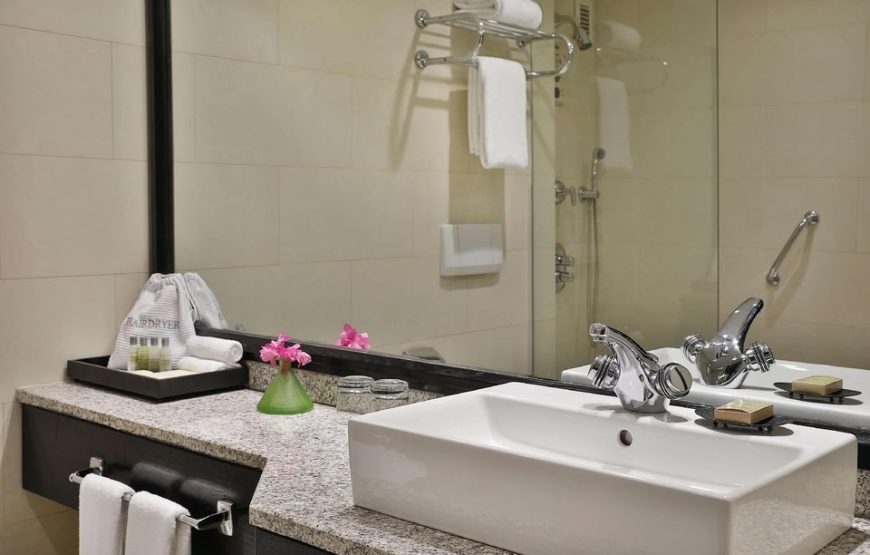 4 Days At Hilton Cairo Heliopolis 5 Stars Hotel With Tours Included In This Package 2025/2026